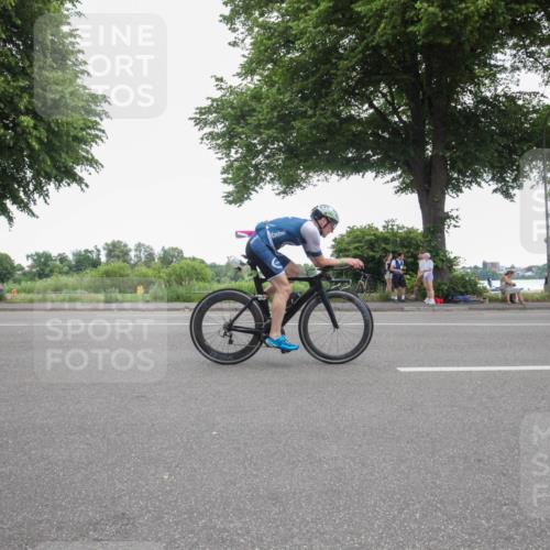 15.06.2025 - 7 Türme Triathlon Yannick Fuchs http://msf.ph/oto/7985798 15.06.2025 11:39:03 Radfahren 200, 201, 210, 299 meine-sportfotos.de