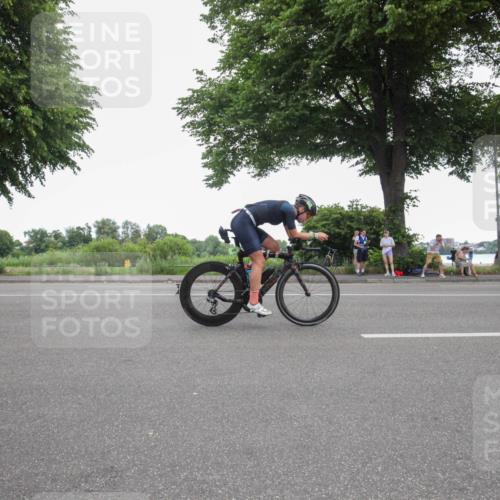15.06.2025 - 7 Türme Triathlon Yannick Fuchs http://msf.ph/oto/7985803 15.06.2025 11:39:18 Radfahren 292, 306 meine-sportfotos.de