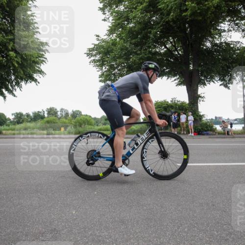 15.06.2025 - 7 Türme Triathlon Yannick Fuchs http://msf.ph/oto/7985812 15.06.2025 11:39:36 Radfahren 220, 329, 333 meine-sportfotos.de