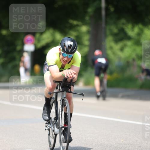 15.06.2025 - 7 Türme Triathlon Yannick Fuchs http://msf.ph/oto/7985815 15.06.2025 12:56:20 Radfahren 538, 550, 557, 674, 999 meine-sportfotos.de
