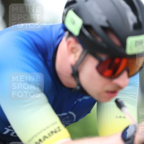 15.06.2025 - 7 Türme Triathlon Yannick Fuchs http://msf.ph/oto/7985835 15.06.2025 11:40:49 Radfahren 214 meine-sportfotos.de