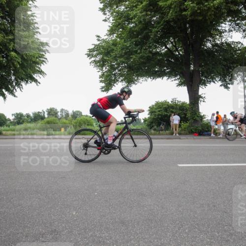 15.06.2025 - 7 Türme Triathlon Yannick Fuchs http://msf.ph/oto/7985948 15.06.2025 11:44:05 Radfahren 204, 232, 233, 341 meine-sportfotos.de