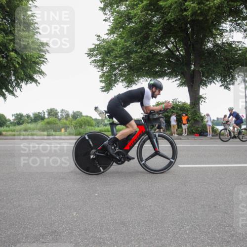 15.06.2025 - 7 Türme Triathlon Yannick Fuchs http://msf.ph/oto/7985954 15.06.2025 11:44:14 Radfahren 204, 278, 341 meine-sportfotos.de