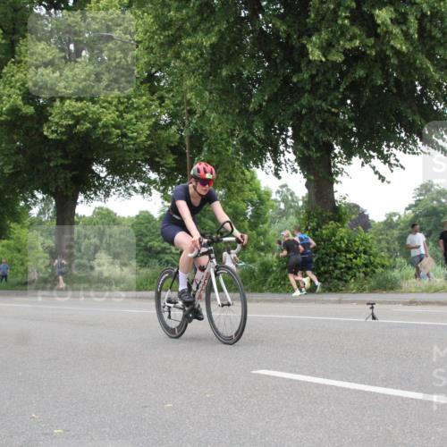 15.06.2025 - 7 Türme Triathlon Yannick Fuchs http://msf.ph/oto/7985981 15.06.2025 13:49:08 Radfahren  meine-sportfotos.de