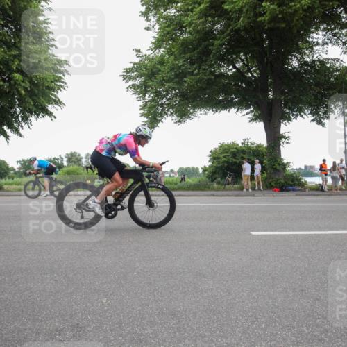 15.06.2025 - 7 Türme Triathlon Yannick Fuchs http://msf.ph/oto/7985985 15.06.2025 11:45:02 Radfahren 202, 242, 255 meine-sportfotos.de