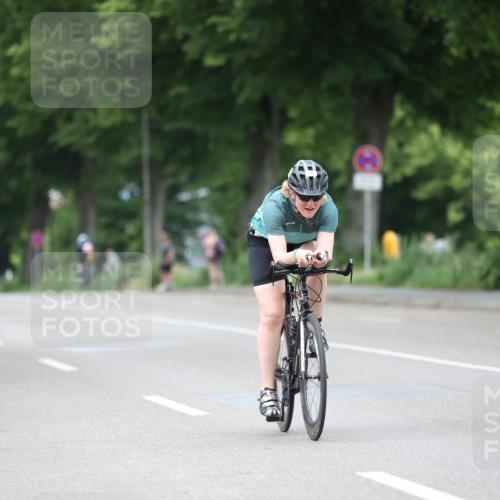 15.06.2025 - 7 Türme Triathlon Yannick Fuchs http://msf.ph/oto/7985994 15.06.2025 11:41:19 Radfahren  meine-sportfotos.de