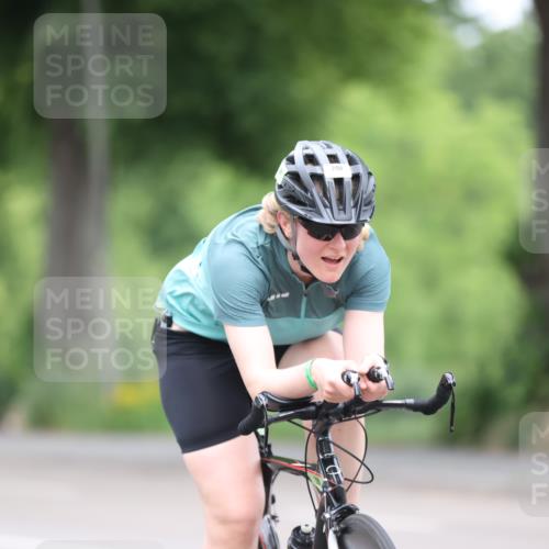 15.06.2025 - 7 Türme Triathlon Yannick Fuchs http://msf.ph/oto/7986023 15.06.2025 11:41:20 Radfahren  meine-sportfotos.de