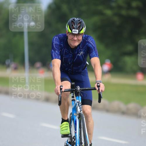15.06.2025 - 27. Vierlanden-Triathlon H.Heesch http://msf.ph/oto/7986063 15.06.2025 11:07:10 Radfahren 405, 636 meine-sportfotos.de