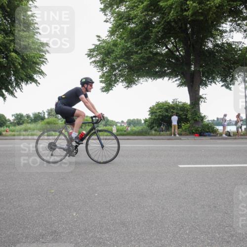 15.06.2025 - 7 Türme Triathlon Yannick Fuchs http://msf.ph/oto/7986070 15.06.2025 11:46:23 Radfahren 202, 235, 315 meine-sportfotos.de