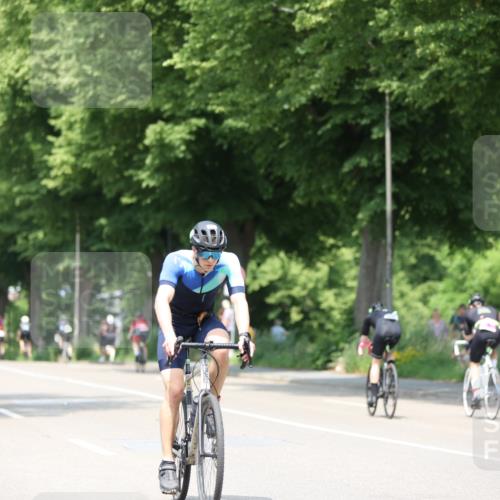 15.06.2025 - 7 Türme Triathlon Yannick Fuchs http://msf.ph/oto/7986087 15.06.2025 12:56:35 Radfahren 274, 331, 385, 623 meine-sportfotos.de