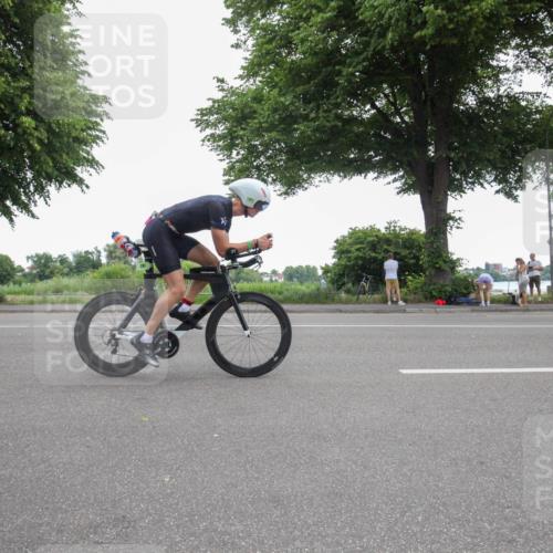 15.06.2025 - 7 Türme Triathlon Yannick Fuchs http://msf.ph/oto/7986099 15.06.2025 11:46:57 Radfahren 257, 291, 331 meine-sportfotos.de