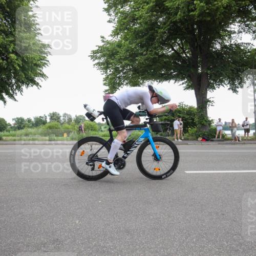 15.06.2025 - 7 Türme Triathlon Yannick Fuchs http://msf.ph/oto/7986125 15.06.2025 11:49:39 Radfahren  meine-sportfotos.de