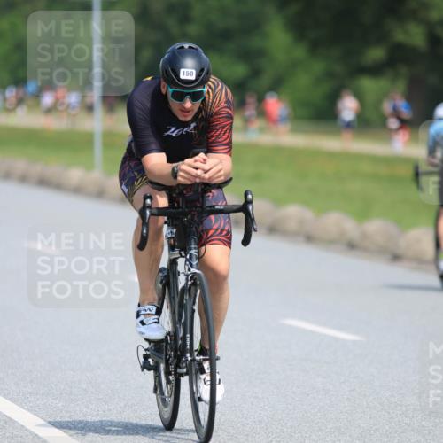15.06.2025 - 27. Vierlanden-Triathlon H.Heesch http://msf.ph/oto/7986143 15.06.2025 11:33:41 Radfahren 150, 238, 661 meine-sportfotos.de