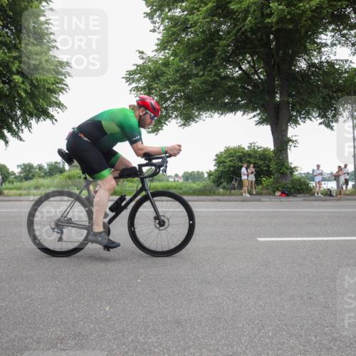 15.06.2025 - 7 Türme Triathlon Yannick Fuchs http://msf.ph/oto/7986148 15.06.2025 11:51:34 Radfahren 272, 327 meine-sportfotos.de