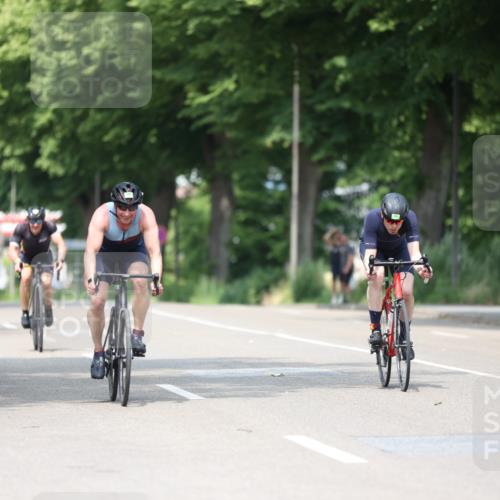 15.06.2025 - 7 Türme Triathlon Yannick Fuchs http://msf.ph/oto/7986150 15.06.2025 12:57:03 Radfahren 248, 315, 360, 388, 390, 440, 615, 664, 1072 meine-sportfotos.de