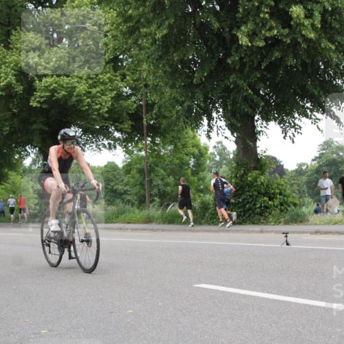 15.06.2025 - 7 Türme Triathlon Yannick Fuchs http://msf.ph/oto/7986175 15.06.2025 13:49:29 Radfahren  meine-sportfotos.de