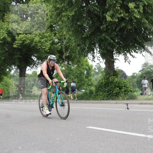 15.06.2025 - 7 Türme Triathlon Yannick Fuchs http://msf.ph/oto/7986184 15.06.2025 13:49:31 Radfahren  meine-sportfotos.de