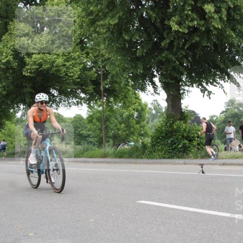 15.06.2025 - 7 Türme Triathlon Yannick Fuchs http://msf.ph/oto/7986209 15.06.2025 13:49:37 Radfahren  meine-sportfotos.de