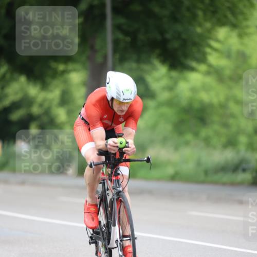 15.06.2025 - 7 Türme Triathlon Yannick Fuchs http://msf.ph/oto/7986223 15.06.2025 11:41:27 Radfahren  meine-sportfotos.de