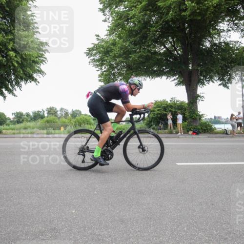 15.06.2025 - 7 Türme Triathlon Yannick Fuchs http://msf.ph/oto/7986226 15.06.2025 11:54:27 Radfahren  meine-sportfotos.de