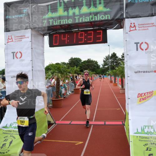 15.06.2025 - 7 Türme Triathlon Michael Strokosch http://msf.ph/oto/7986259 15.06.2025 14:19:33 Ziel 898, 1109, 1141 meine-sportfotos.de