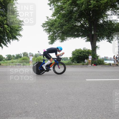 15.06.2025 - 7 Türme Triathlon Yannick Fuchs http://msf.ph/oto/7986266 15.06.2025 11:56:07 Radfahren  meine-sportfotos.de