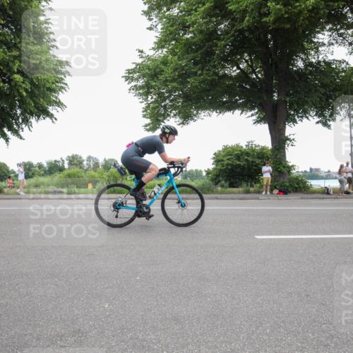 15.06.2025 - 7 Türme Triathlon Yannick Fuchs http://msf.ph/oto/7986285 15.06.2025 11:56:45 Radfahren  meine-sportfotos.de