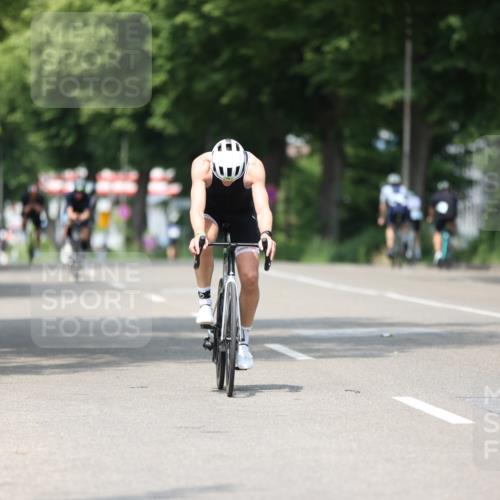 15.06.2025 - 7 Türme Triathlon Yannick Fuchs http://msf.ph/oto/7986294 15.06.2025 12:57:15 Radfahren 257, 316, 568, 595, 1016, 1156 meine-sportfotos.de