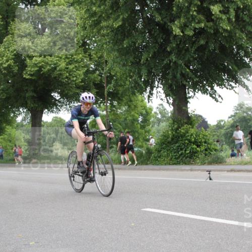 15.06.2025 - 7 Türme Triathlon Yannick Fuchs http://msf.ph/oto/7986368 15.06.2025 13:50:05 Radfahren  meine-sportfotos.de