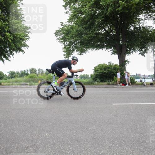 15.06.2025 - 7 Türme Triathlon Yannick Fuchs http://msf.ph/oto/7986379 15.06.2025 12:02:20 Radfahren 250, 286 meine-sportfotos.de