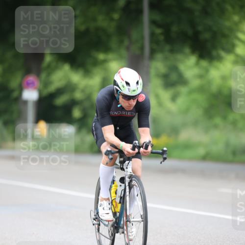15.06.2025 - 7 Türme Triathlon Yannick Fuchs http://msf.ph/oto/7986383 15.06.2025 11:41:33 Radfahren 263 meine-sportfotos.de