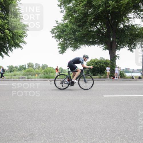 15.06.2025 - 7 Türme Triathlon Yannick Fuchs http://msf.ph/oto/7986443 15.06.2025 12:06:24 Radfahren 280, 295 meine-sportfotos.de