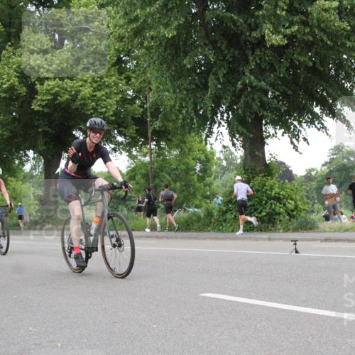 15.06.2025 - 7 Türme Triathlon Yannick Fuchs http://msf.ph/oto/7986445 15.06.2025 13:50:39 Radfahren  meine-sportfotos.de