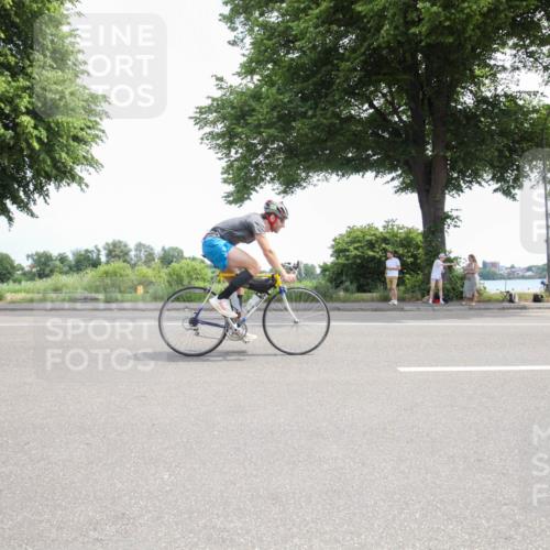 15.06.2025 - 7 Türme Triathlon Yannick Fuchs http://msf.ph/oto/7986453 15.06.2025 12:06:51 Radfahren 337 meine-sportfotos.de
