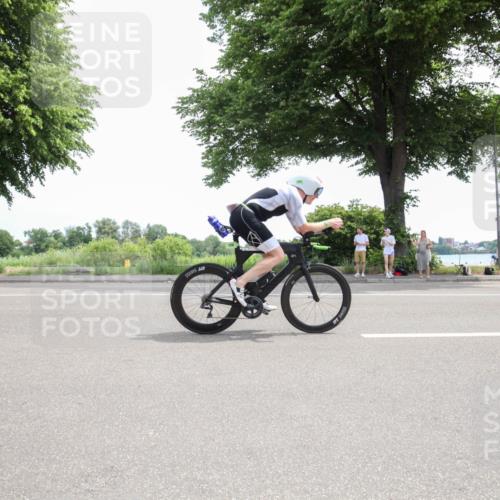 15.06.2025 - 7 Türme Triathlon Yannick Fuchs http://msf.ph/oto/7986456 15.06.2025 12:06:58 Radfahren 311 meine-sportfotos.de