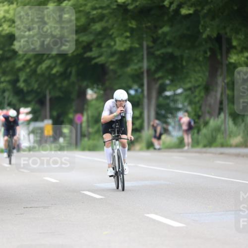 15.06.2025 - 7 Türme Triathlon Yannick Fuchs http://msf.ph/oto/7986467 15.06.2025 11:42:04 Radfahren  meine-sportfotos.de