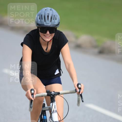 15.06.2025 - 27. Vierlanden-Triathlon H.Heesch http://msf.ph/oto/7986489 15.06.2025 11:12:08 Radfahren 231, 474, 574, 629 meine-sportfotos.de