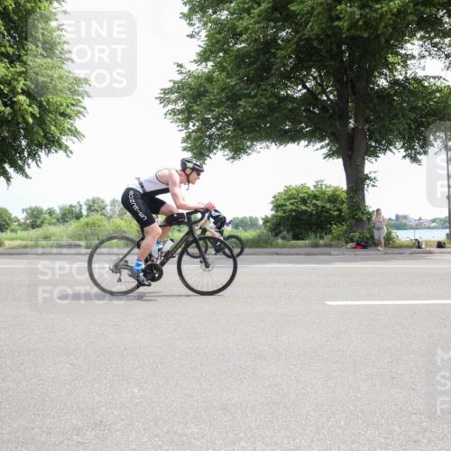 15.06.2025 - 7 Türme Triathlon Yannick Fuchs http://msf.ph/oto/7986514 15.06.2025 12:08:30 Radfahren 220, 221, 299, 337 meine-sportfotos.de