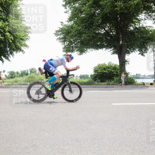 15.06.2025 - 7 Türme Triathlon Yannick Fuchs http://msf.ph/oto/7986518 15.06.2025 12:08:32 Radfahren 221, 299, 337 meine-sportfotos.de
