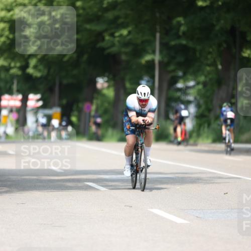 15.06.2025 - 7 Türme Triathlon Yannick Fuchs http://msf.ph/oto/7986520 15.06.2025 12:57:21 Radfahren 257, 595, 1016, 1156, 1181 meine-sportfotos.de