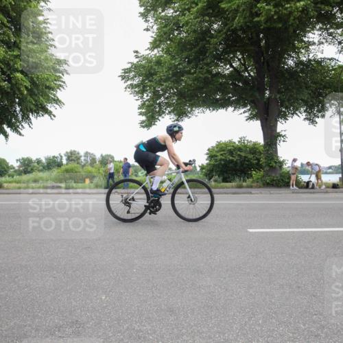 15.06.2025 - 7 Türme Triathlon Yannick Fuchs http://msf.ph/oto/7986554 15.06.2025 12:11:10 Radfahren 251 meine-sportfotos.de