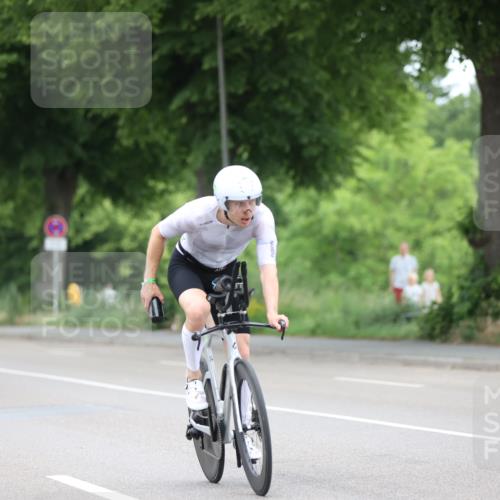 15.06.2025 - 7 Türme Triathlon Yannick Fuchs http://msf.ph/oto/7986587 15.06.2025 11:42:06 Radfahren 225 meine-sportfotos.de
