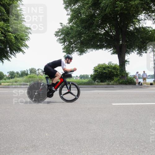 15.06.2025 - 7 Türme Triathlon Yannick Fuchs http://msf.ph/oto/7986593 15.06.2025 12:13:55 Radfahren  meine-sportfotos.de