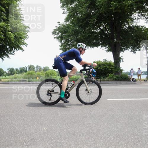 15.06.2025 - 7 Türme Triathlon Yannick Fuchs http://msf.ph/oto/7986610 15.06.2025 12:15:04 Radfahren 374, 611 meine-sportfotos.de