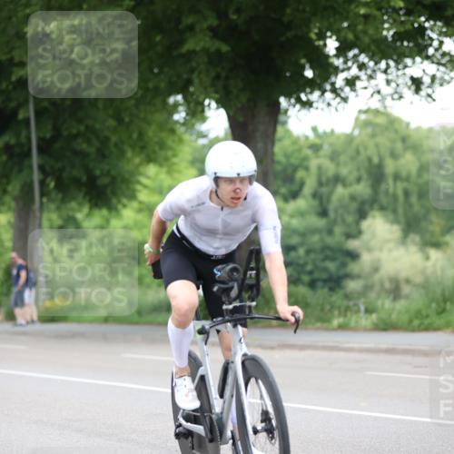 15.06.2025 - 7 Türme Triathlon Yannick Fuchs http://msf.ph/oto/7986620 15.06.2025 11:42:06 Radfahren 225 meine-sportfotos.de