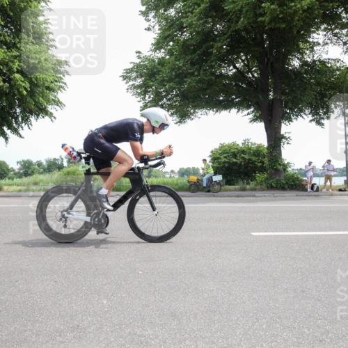 15.06.2025 - 7 Türme Triathlon Yannick Fuchs http://msf.ph/oto/7986634 15.06.2025 12:16:19 Radfahren 256, 260, 332 meine-sportfotos.de