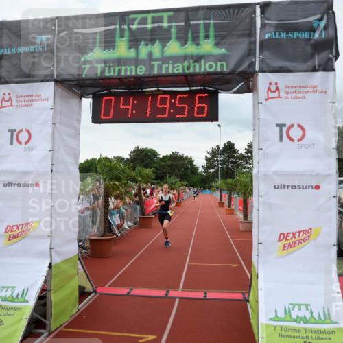 15.06.2025 - 7 Türme Triathlon Michael Strokosch http://msf.ph/oto/7986668 15.06.2025 14:19:56 Ziel 809, 878 meine-sportfotos.de