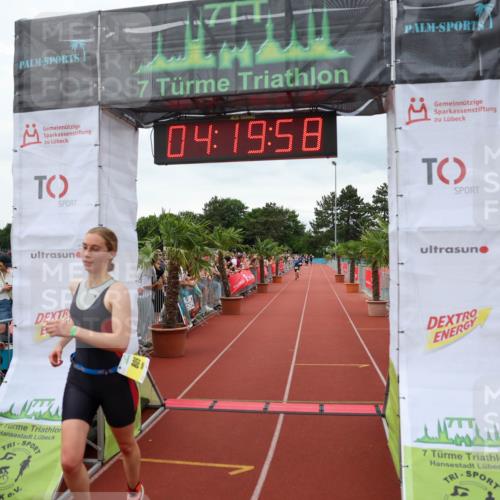 15.06.2025 - 7 Türme Triathlon Michael Strokosch http://msf.ph/oto/7986702 15.06.2025 14:19:57 Ziel 809, 878 meine-sportfotos.de