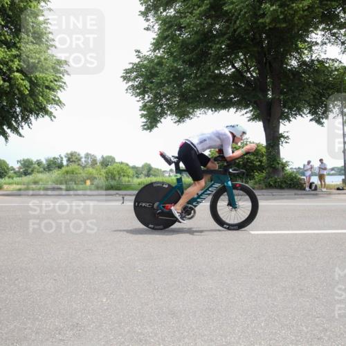 15.06.2025 - 7 Türme Triathlon Yannick Fuchs http://msf.ph/oto/7986710 15.06.2025 12:17:54 Radfahren 202, 256, 262, 325 meine-sportfotos.de