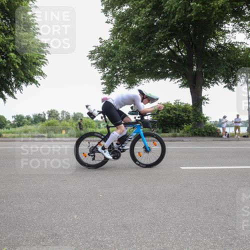 15.06.2025 - 7 Türme Triathlon Yannick Fuchs http://msf.ph/oto/7986757 15.06.2025 12:22:03 Radfahren 215, 248, 661 meine-sportfotos.de